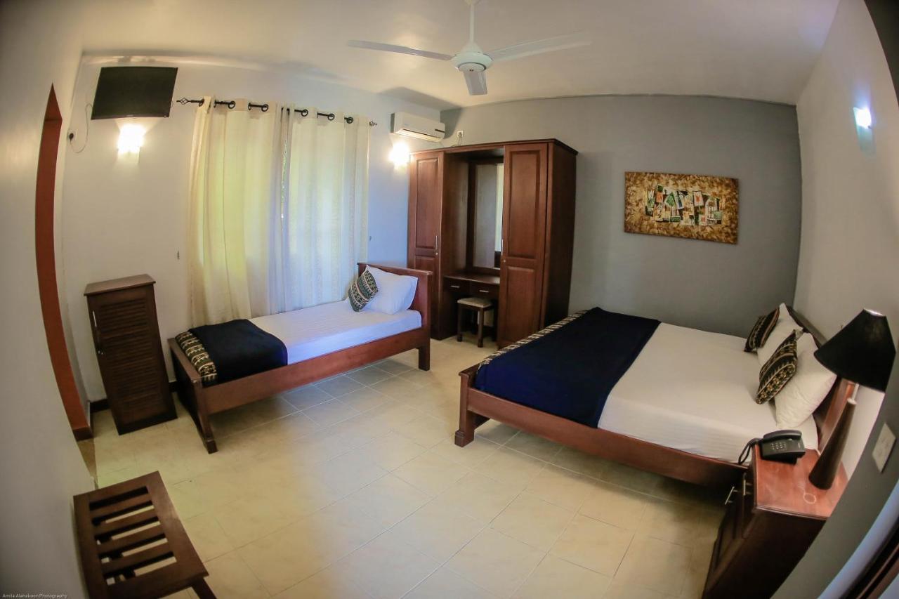 Funk Bunk - Mount View Lodge Kandy Exteriör bild