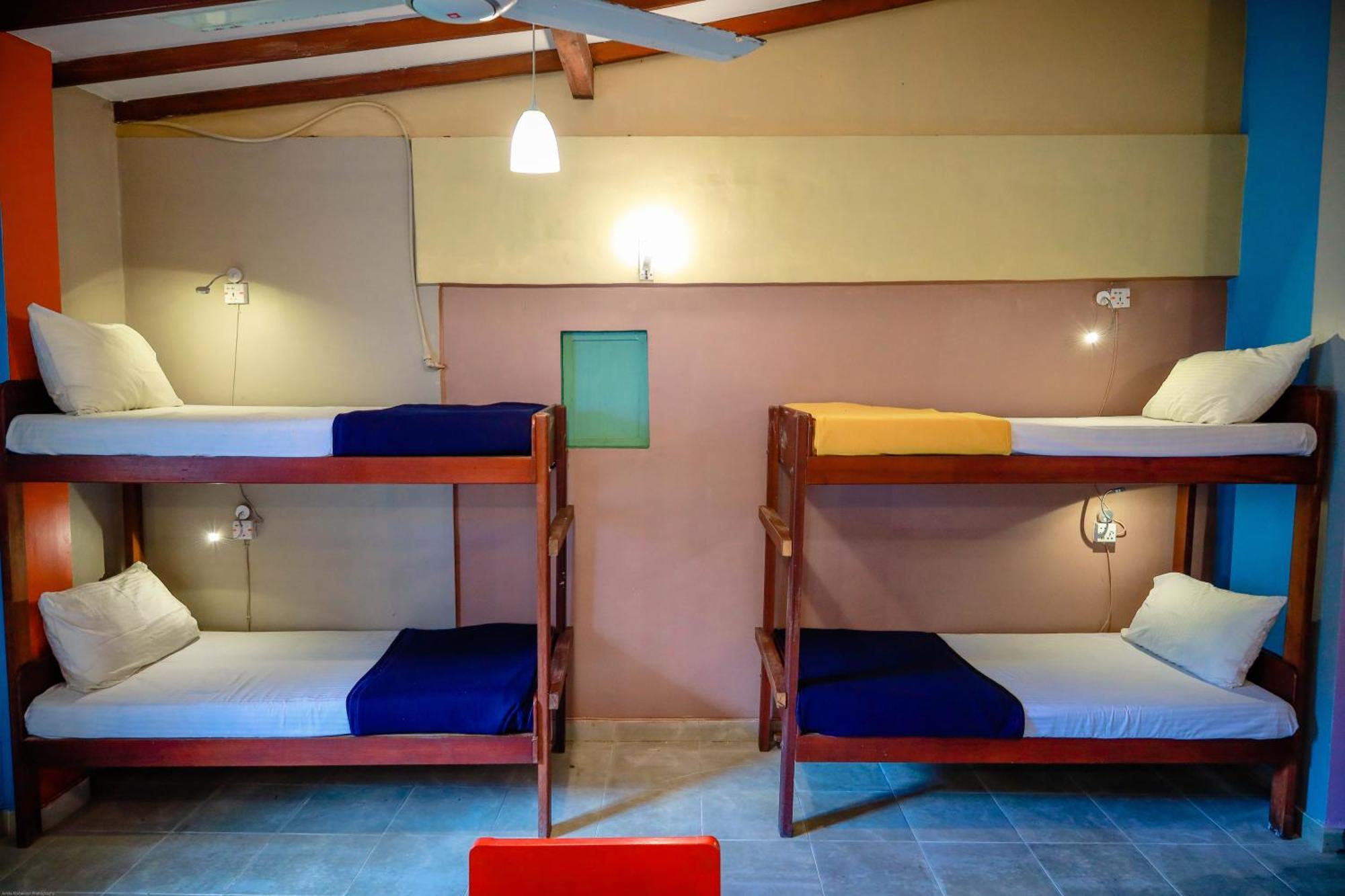 Funk Bunk - Mount View Lodge Kandy Exteriör bild