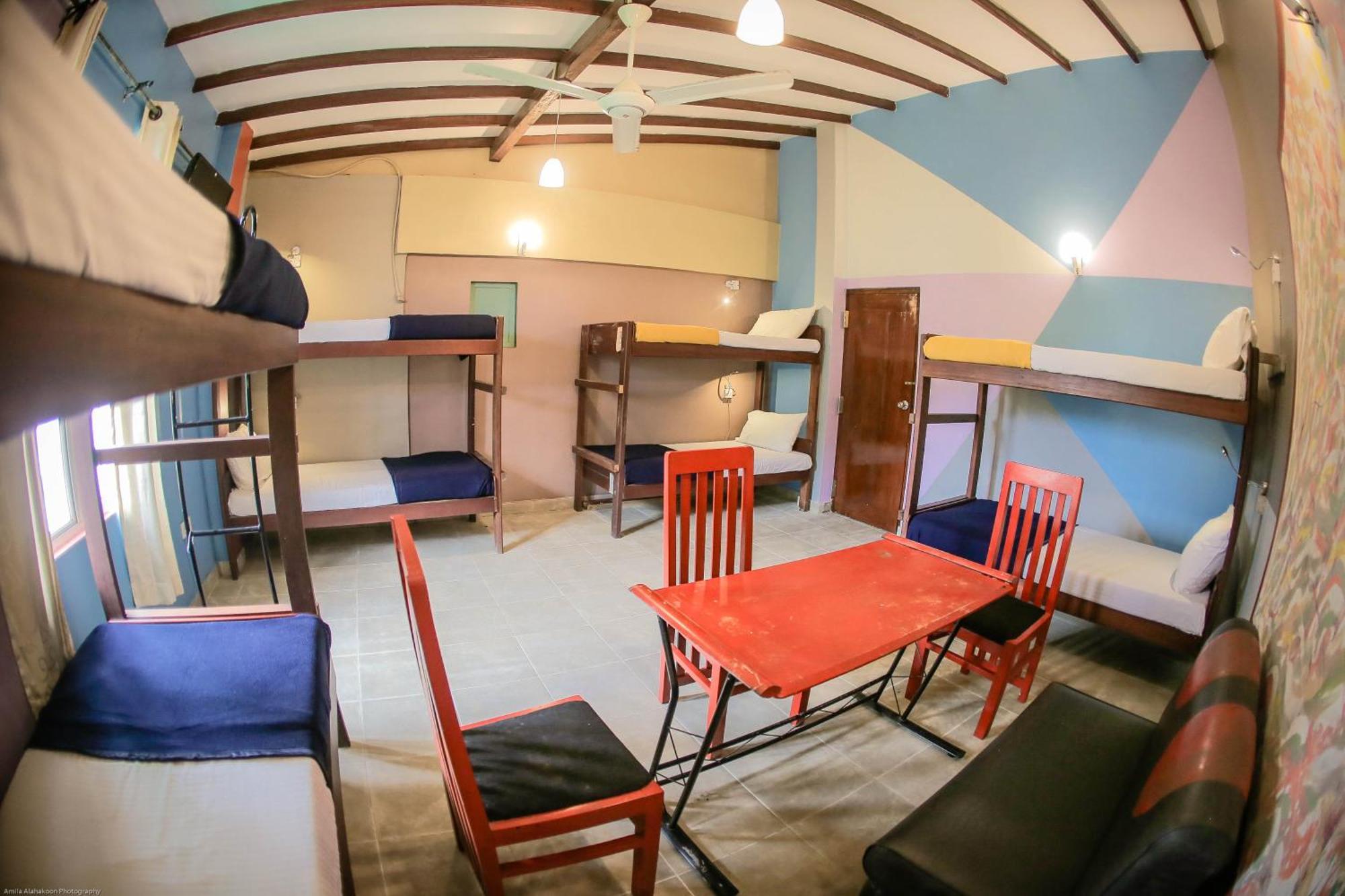 Funk Bunk - Mount View Lodge Kandy Exteriör bild
